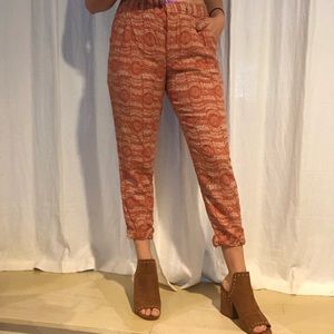 4/$20 Free People orange and white patterned pants